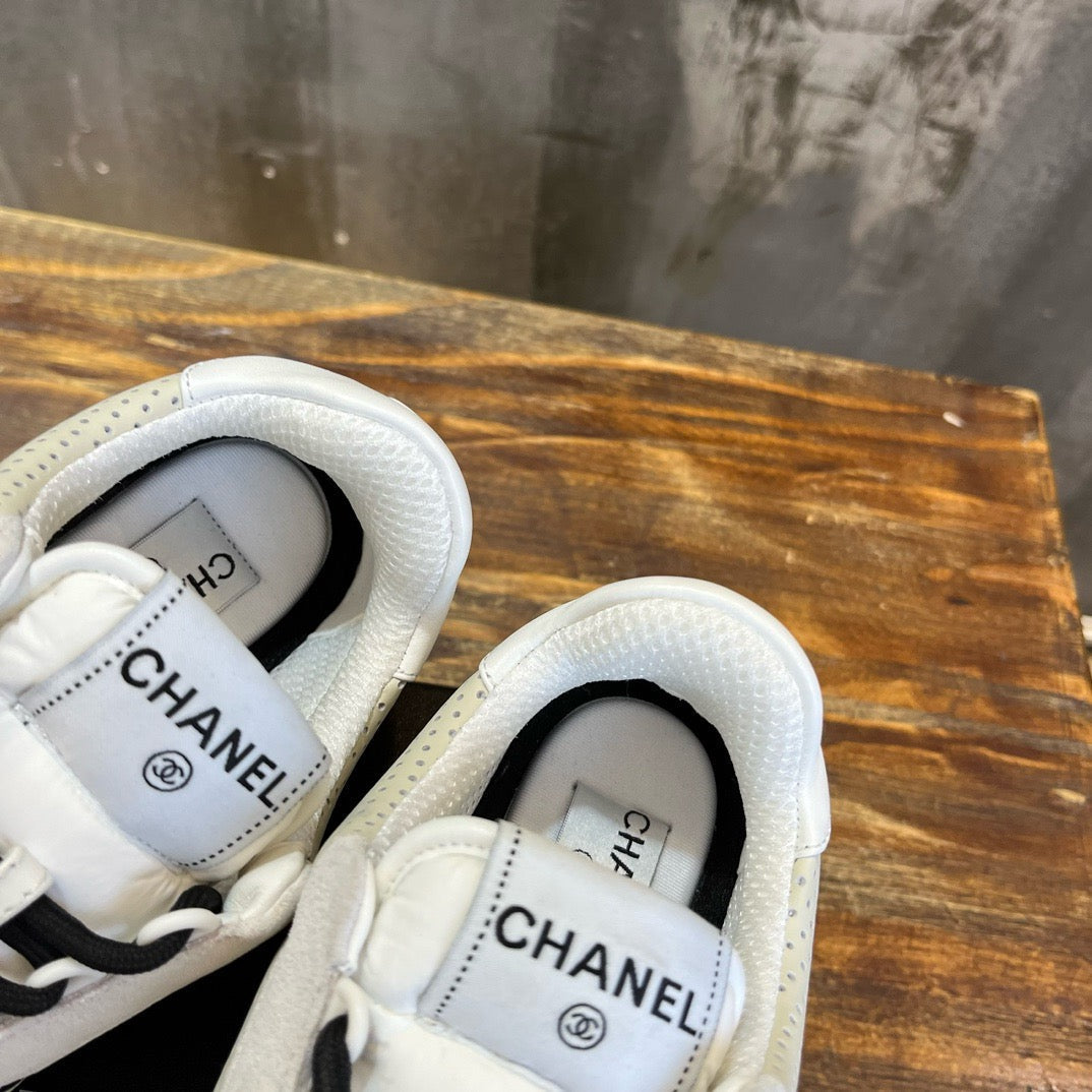 CHA Sneakers