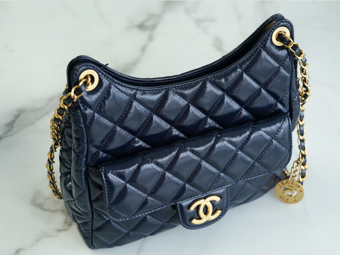 CHA 23C Hobo Bag