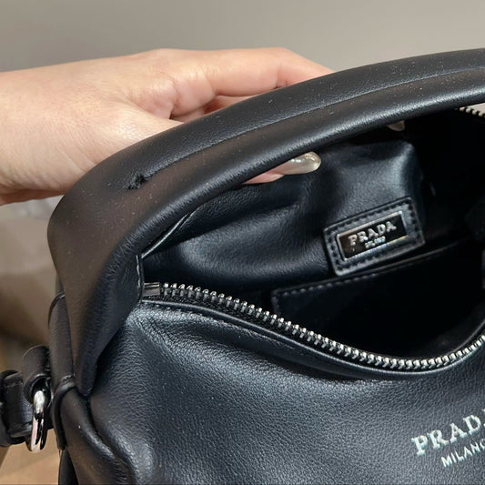 NOLITA CYLINDER BAG 22 IN BLACK SHINY LAMBSKIN