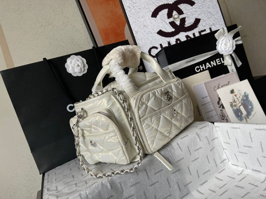 CC LARGE 35 BOWLING BAG IN WHITE CALFSKIN