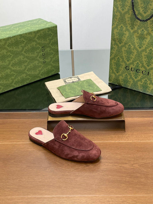 HORSEBIT MULE IN UMBER BROWN SUEDE WITH GOLD HARDWARE