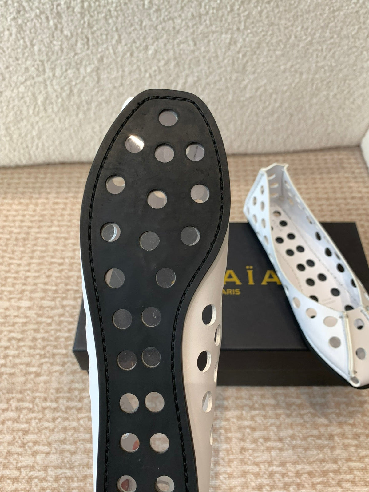 PERFO BALLET FLATS IN WHITE CALFSKIN