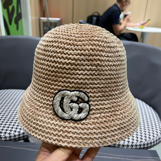 BUCKET HAT IN BEIGE WOOL 389115