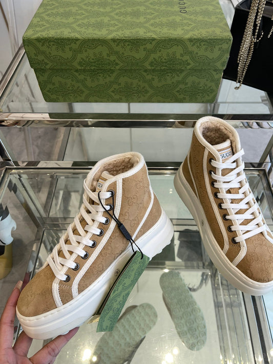 GG HIGH TOP SNEAKER IN CAMEL BROWN CANVAS WITH BEIGE FLEECE LINING
