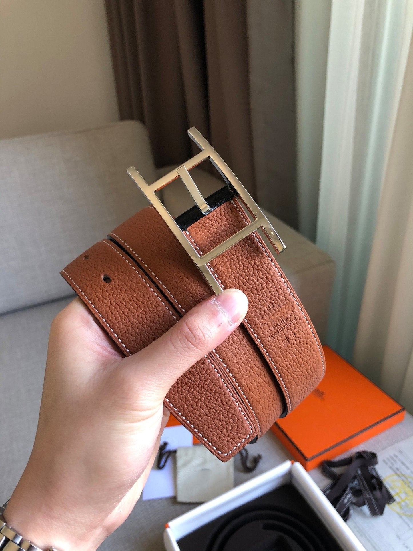 H BELT SILVER BUCKLE BROWN BLACK LEATHER REVERSIBLE 3.2CM
