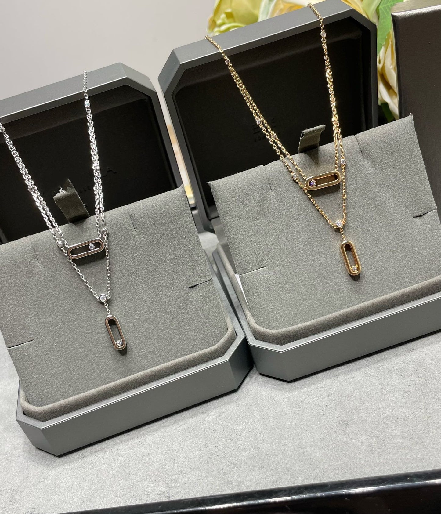 MOVE UNO 2 ROW DIAMOND NECKLACE
