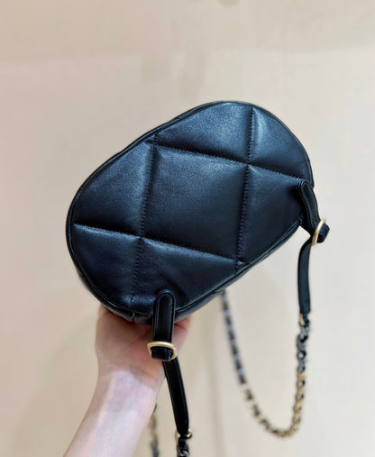 CC 19 BACKPACK BAG 26CM BLACK GOATSKIN GOLD HARDWARE
