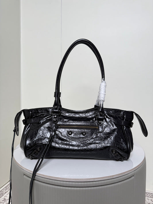 BLCG WOMEN'S LE CITY BAG EAST-WEST IN BLACK 40