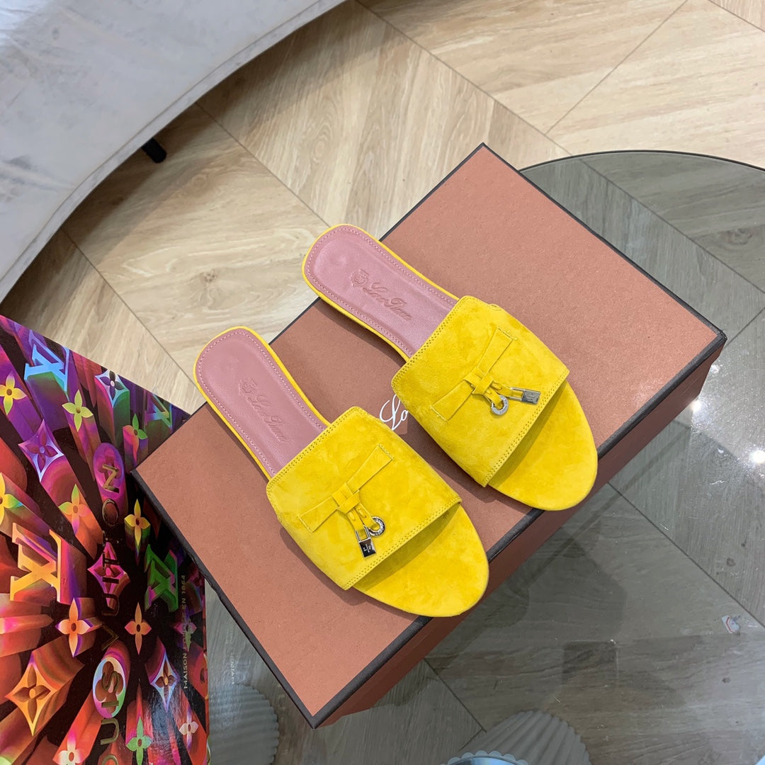 Summer Charms Sandals in Yellow Suede Pink Lambskin