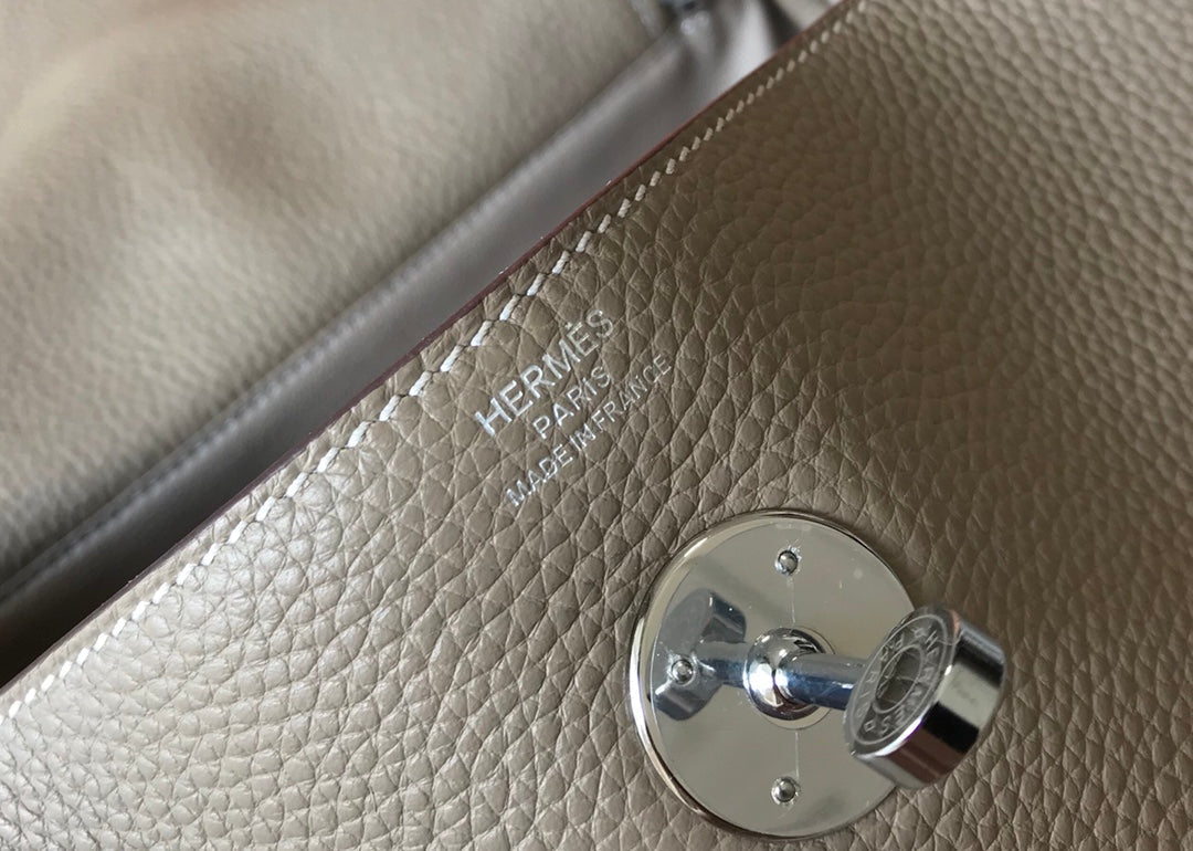 HM LINDY 30 BAG IN PEANUT BROWN CALFSKIN SILVER HARDWARE