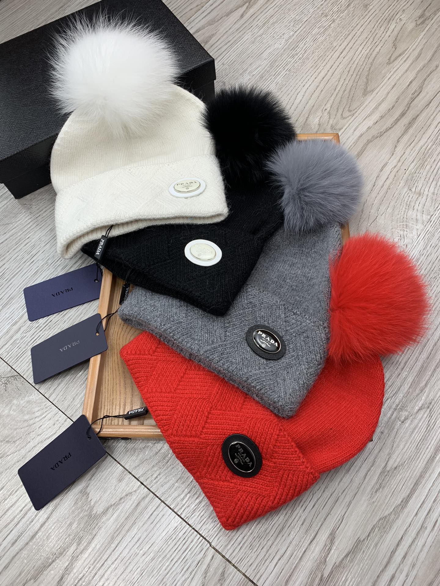 BEANIE HAT IN BLACK WOOL AND RABBIT FUR 346717