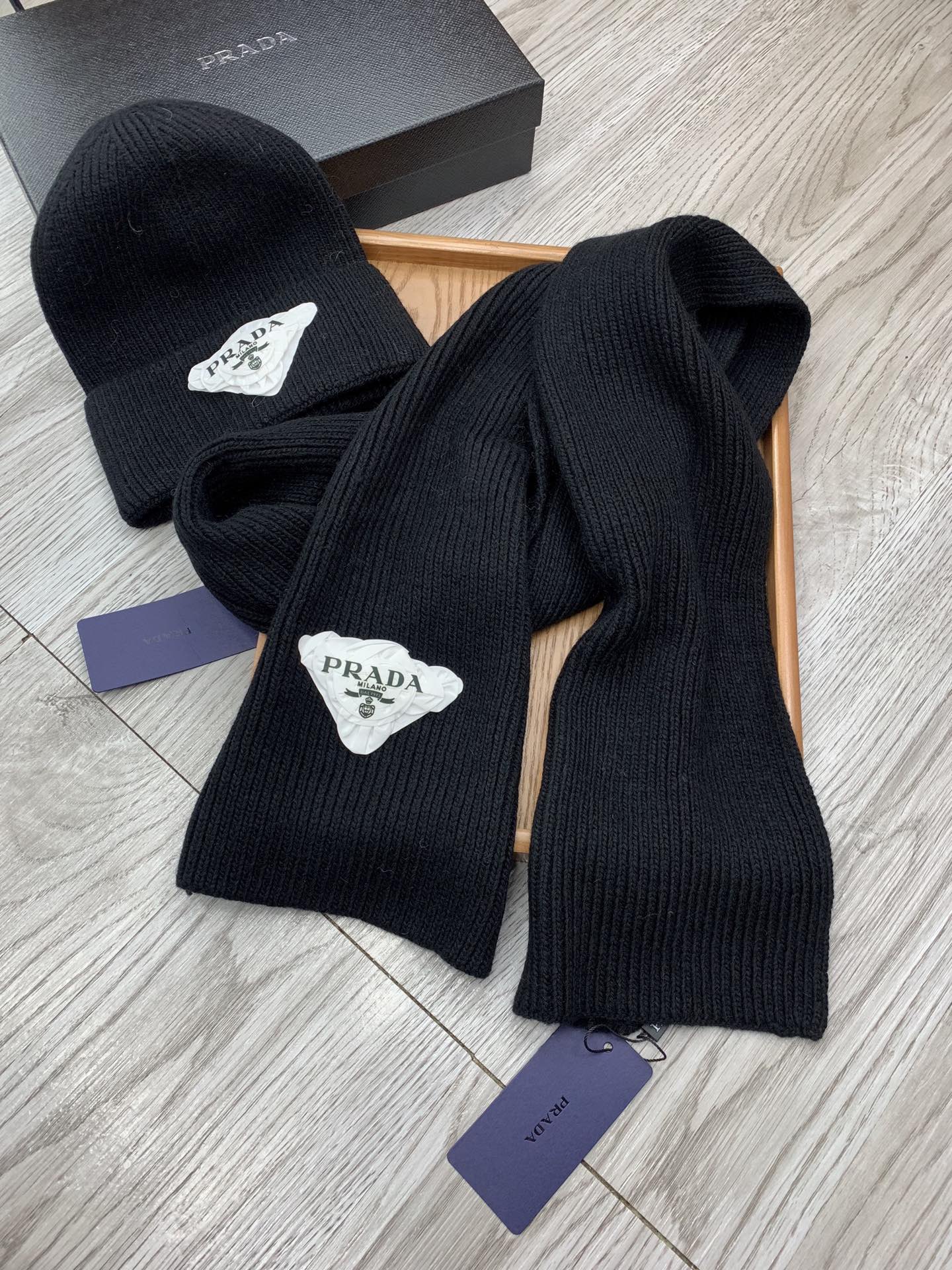 SET SCARF AND HAT IN BLACK WOOL AND RABBIT FUR 386077