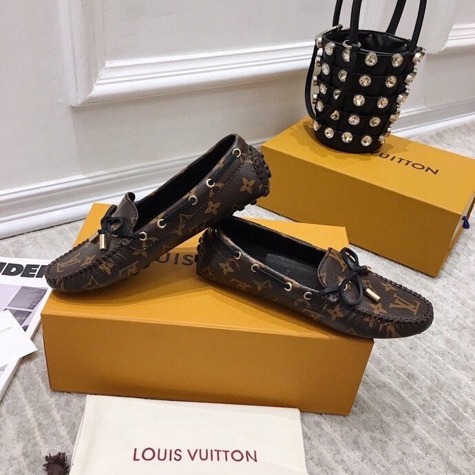 LV WOMEN'S DRIVER MOCCASIN IN CHOCOLATE BROWN MONOGRAM CALFSKIN