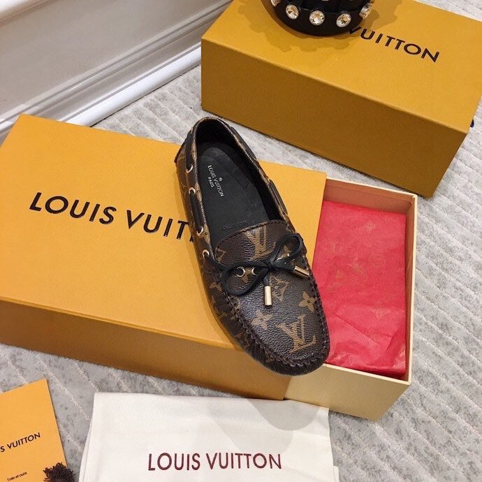 LV WOMEN'S DRIVER MOCCASIN IN CHOCOLATE BROWN MONOGRAM CALFSKIN