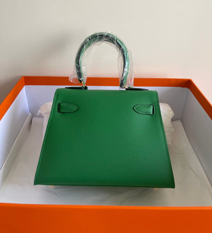 KELLY MINI 20 BAG IN EMERALD GREEN CALFSKIN WITH GOLD HARDWARE