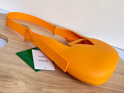 SHOULDER BAG 27 IN ORANGE PEEL RUBBER AND NYLON FABRIC
