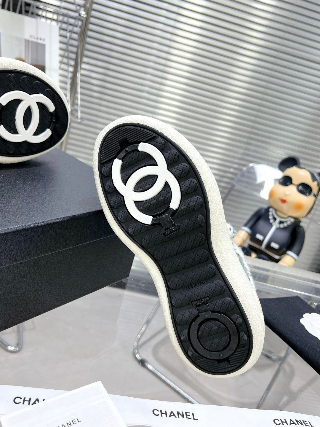 CC CANO ALTO SNEAKER IN BLUE POWDER CALFSKIN AND WHITE RUBBER