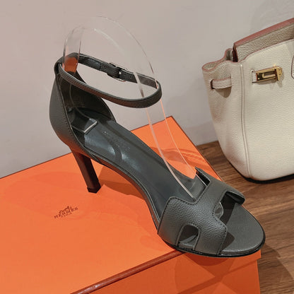 PREMIERE 105 SANDAL IN DARK GRAY CALFSKIN