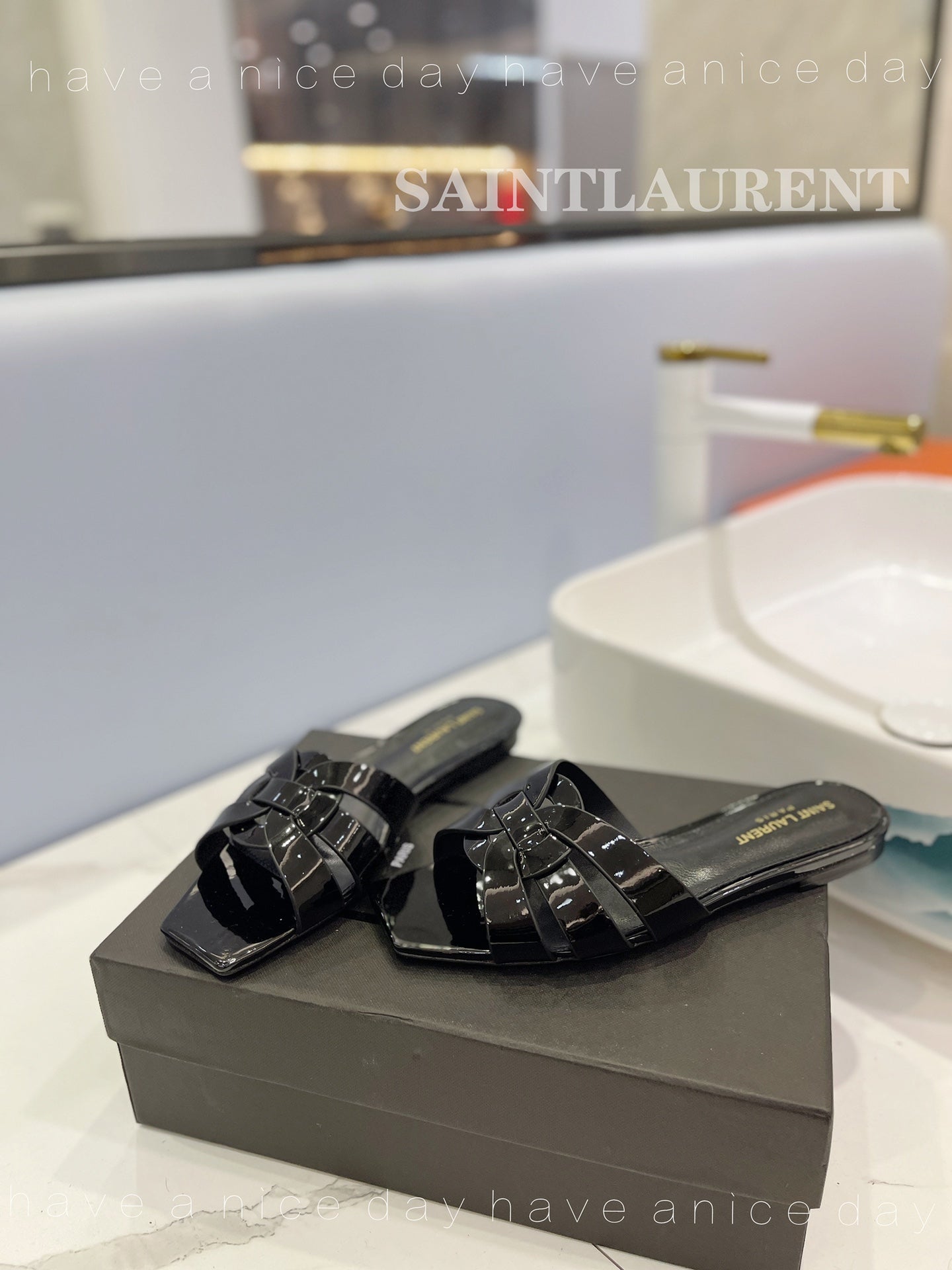 SL TRIBUTE SLIPPERS GLOSSY BLACK CALFSKIN