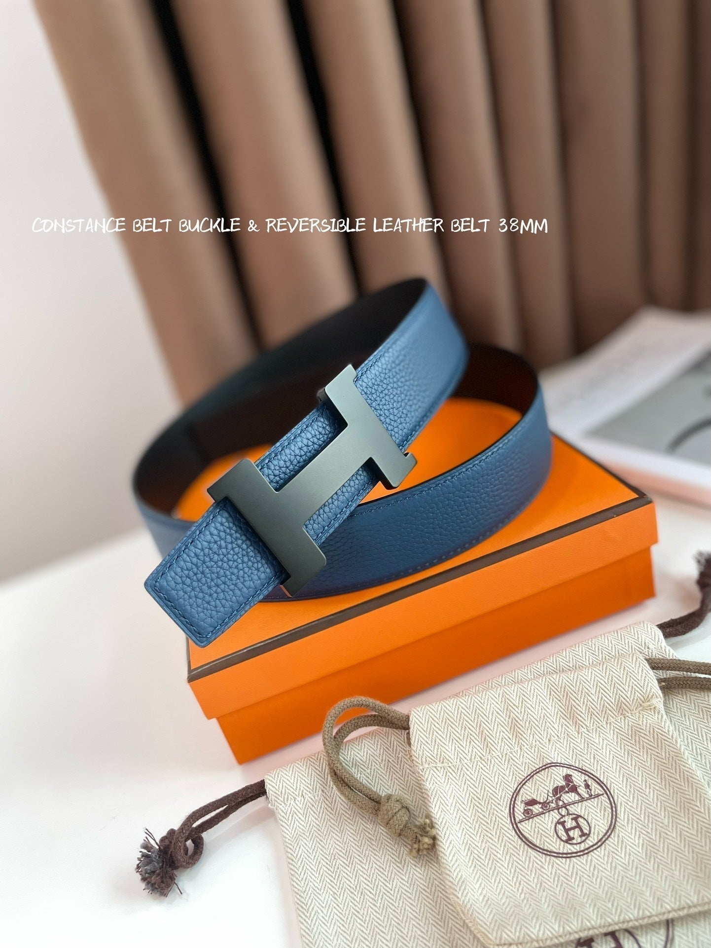 HM CONSTANCE BELT BUCKLE & REVERSIBLE NAVY BLUE AND BLACK LEATHER STRAP 38MM