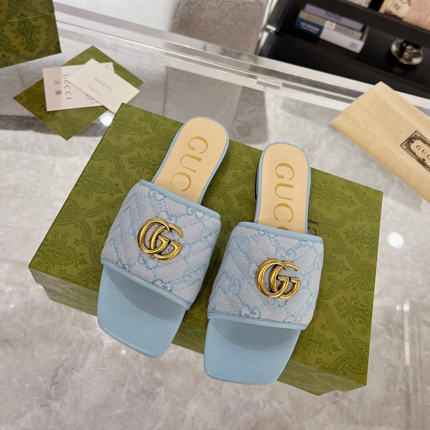 GG EXCLUSIVE SLIDE SANDAL SKY FABRIC