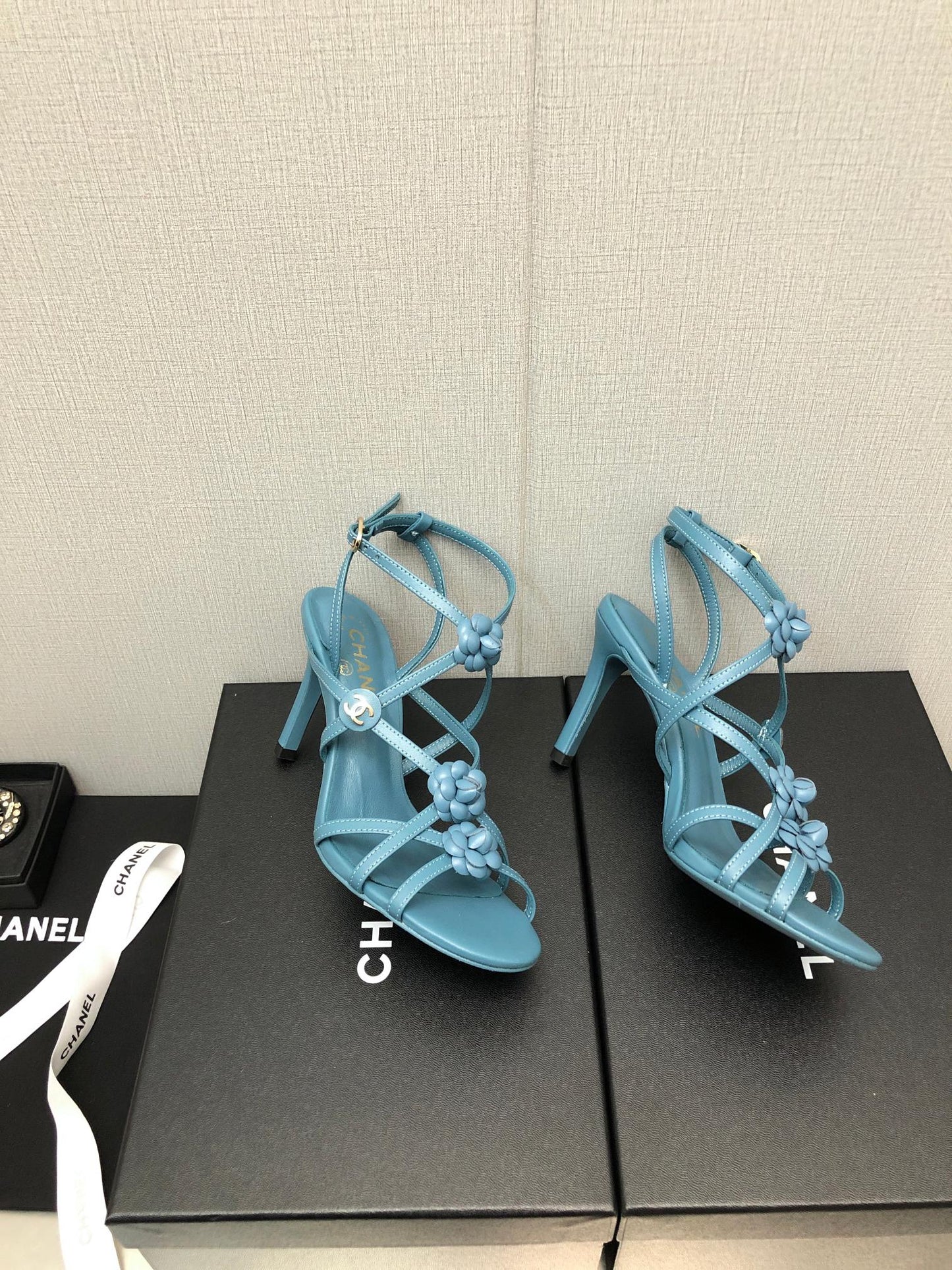 FLORAL HIGH HEEL SANDAL IN SAPPHIRE BLUE LAMBSKIN