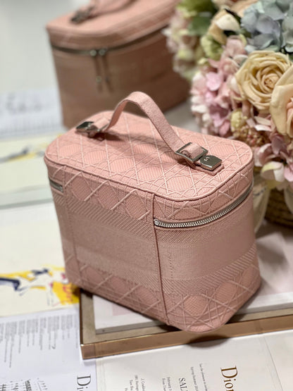 SMALL 25 TRAVEL VANITY CASE WITH SHOULDER STRAP PEACH PINK