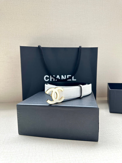 CC 30MM BELT IN FULL WHITE SMOOTH CALFSKIN METAL HARDWARE