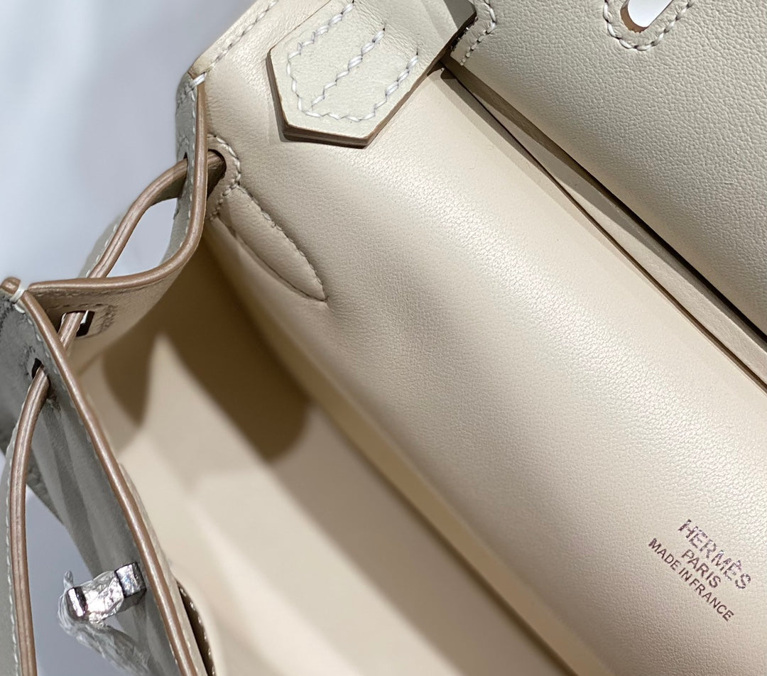 HM JYPSIERE SHOULDER BAG 23 IN BEIGE CALFSKIN SILVER HARDWARE