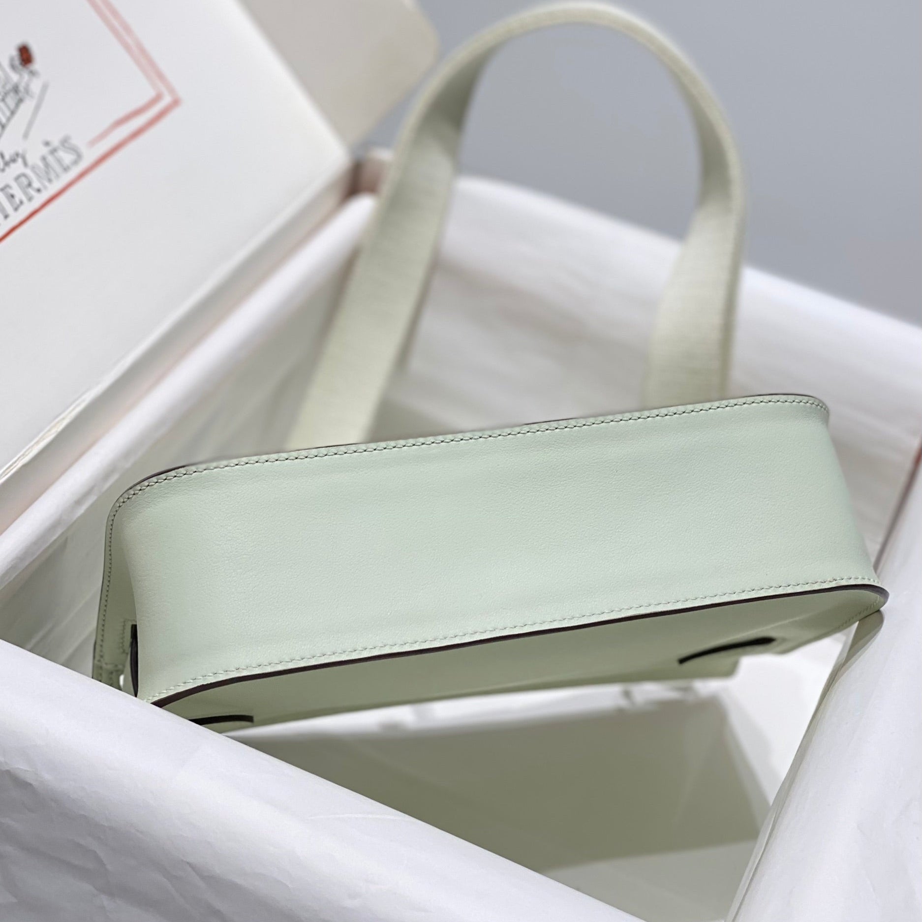 HM JYPSIERE SHOULDER BAG 23 IN LIGHT GREEN CALFSKIN SILVER HARDWARE