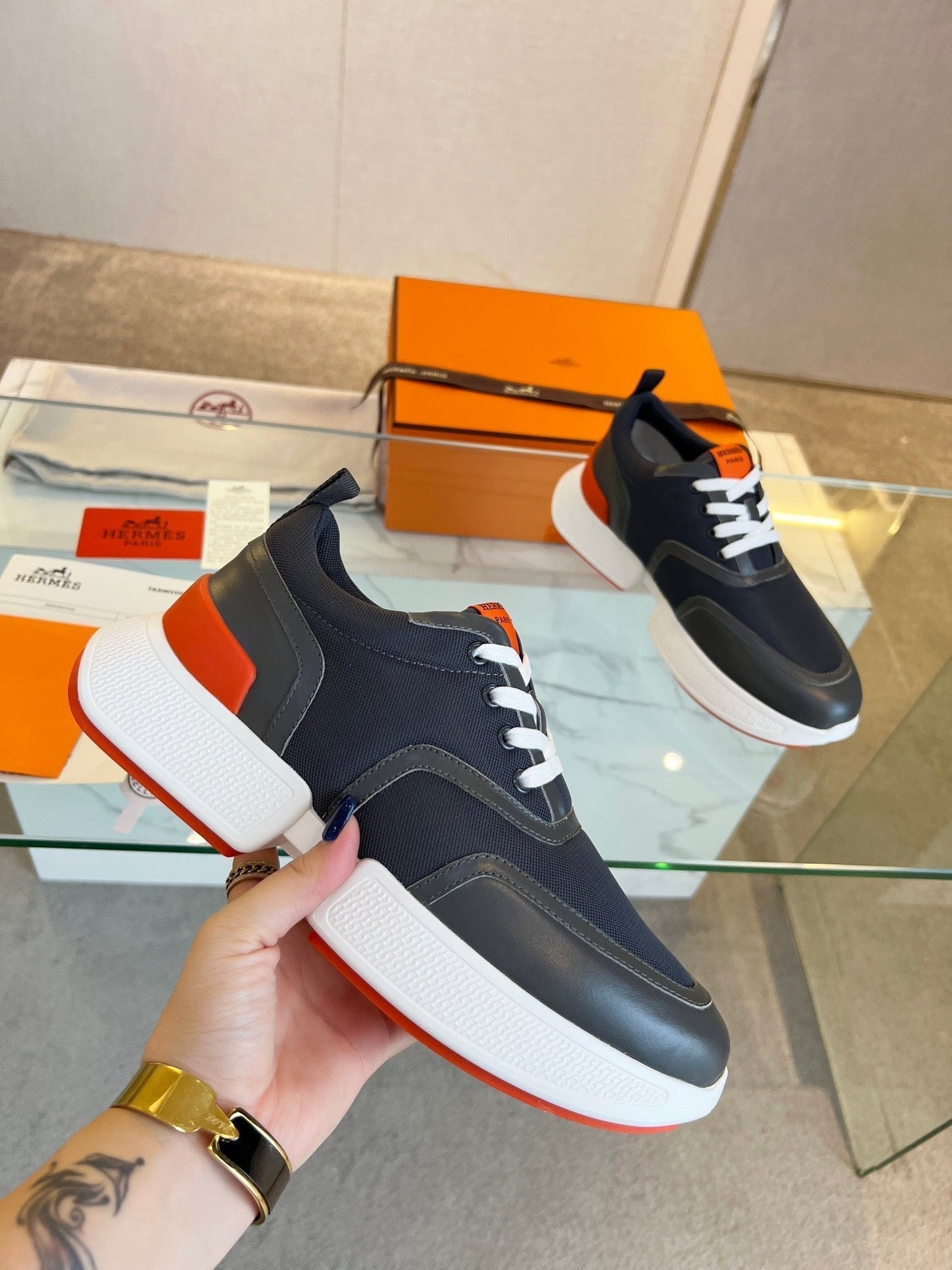 GIGA SNEAKER BLACK CALFSKIN BLACK SOLE