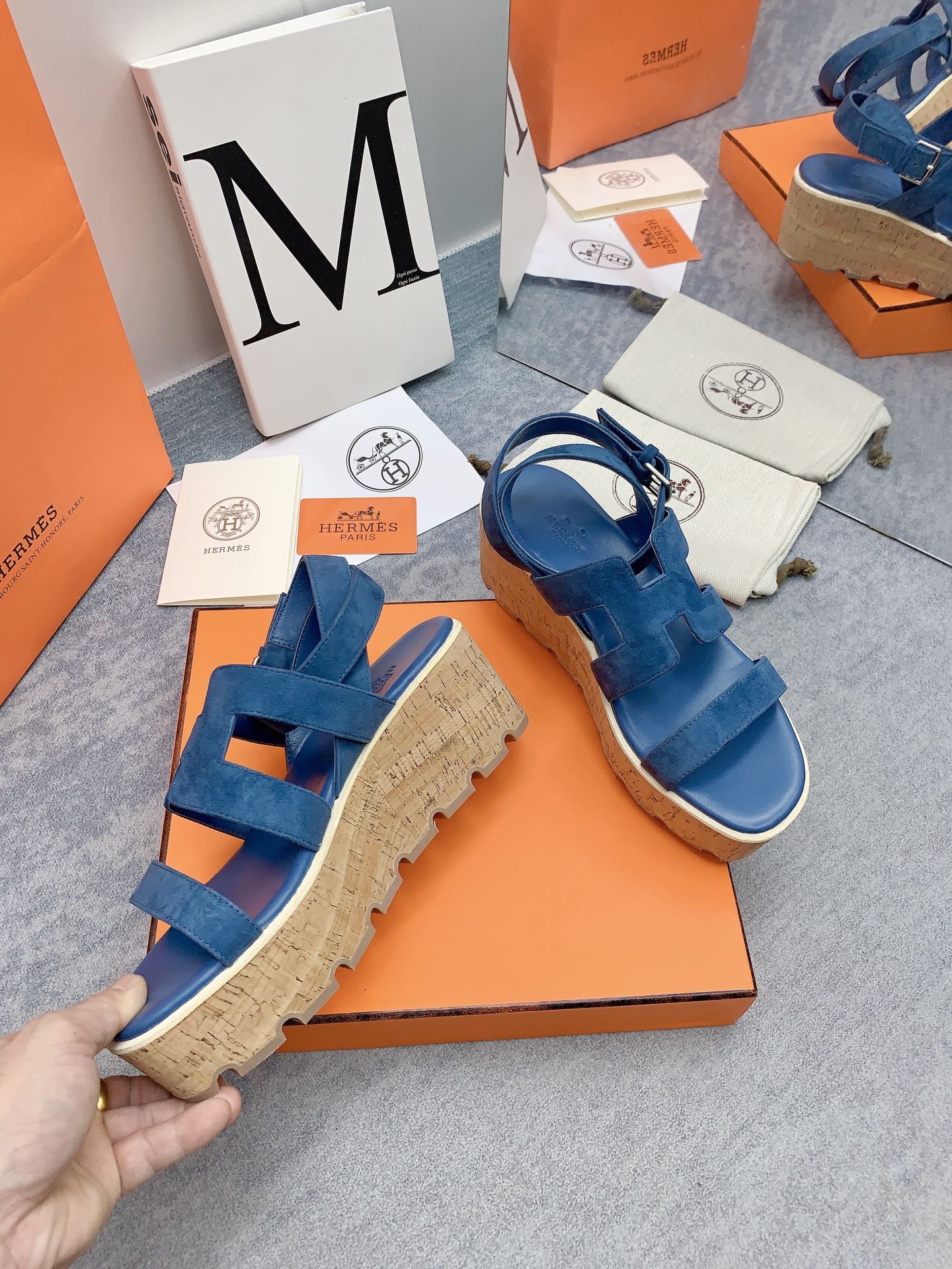 HAVANE 30 SANDAL IN CLASSIC BLUE SUEDE