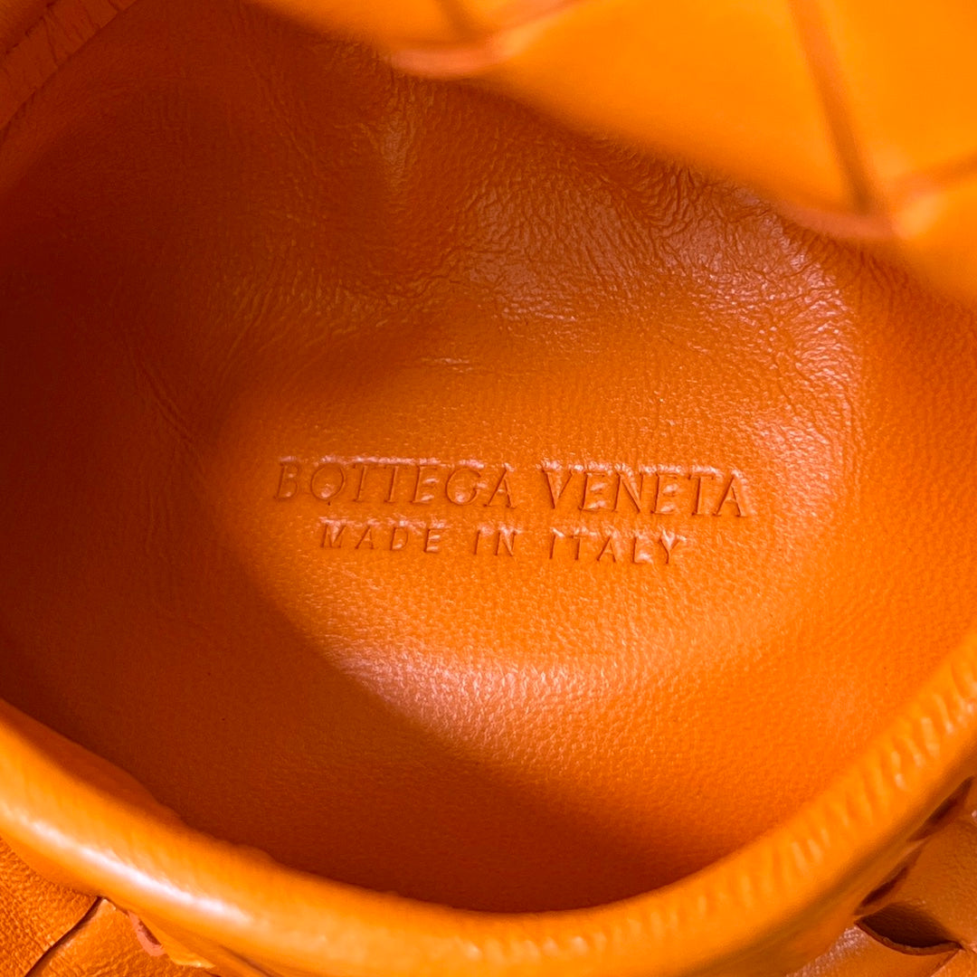 MINI HOP 25 IN FIRE ORANGE CALFSKIN