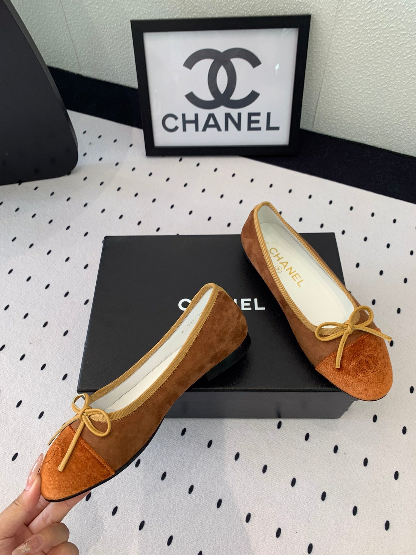 BALLET FLAT LIGHT BROWN MIX BROWN VELVET