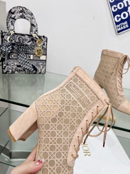 NAUGHTILY-D HEELED ANKLE BOOT IN BISQUE BEIGE CANNAGE MOTIF MESH AND SUEDE 8 CM