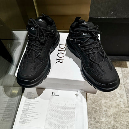 C'EST SNEAKER IN BLACK CALFSKIN AND BREATHABLE MESH