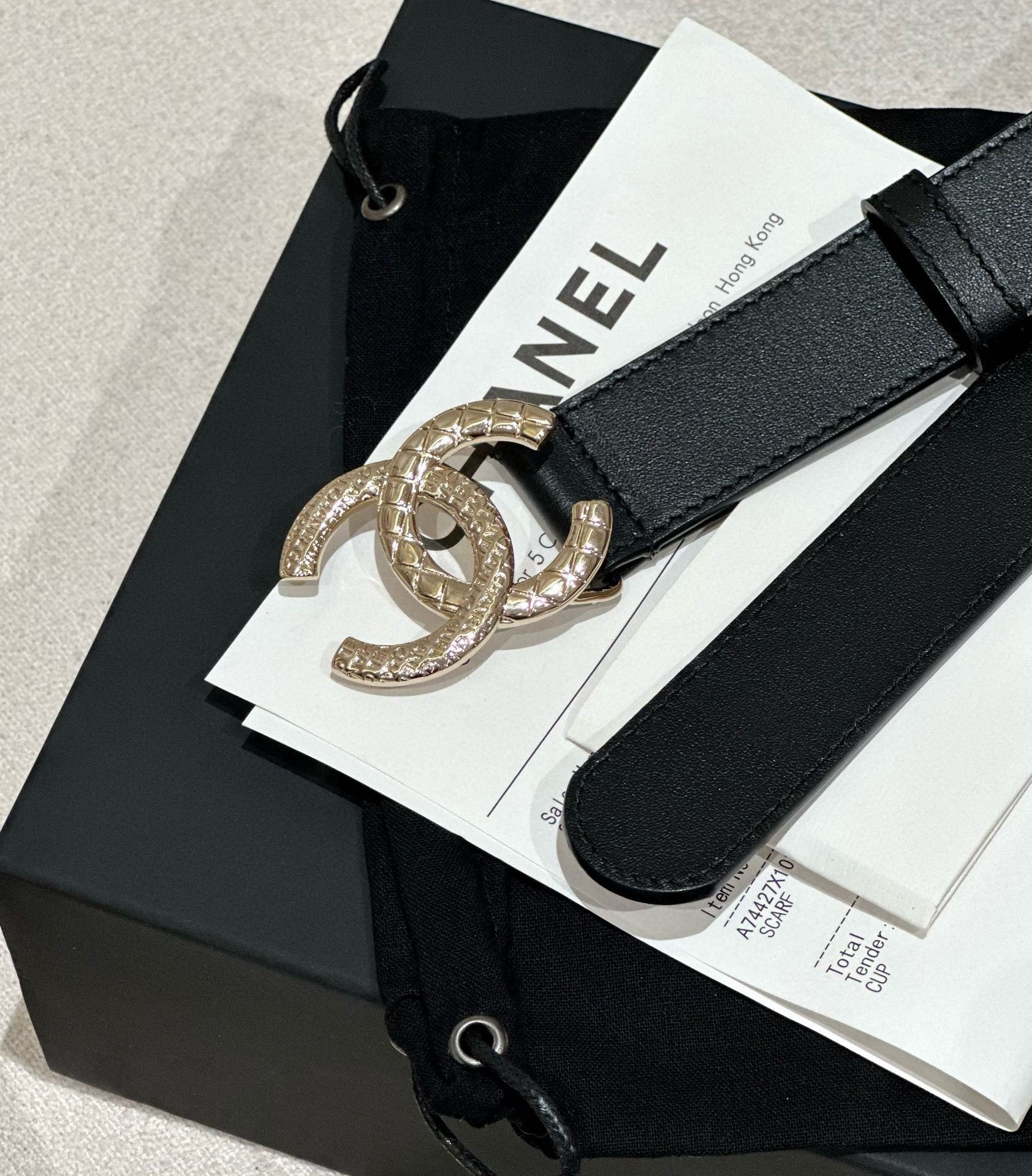 DOUBLE C BELT 30MM IN BLACK CALFSKIN GOLD BUCKLE WITH EMBOSSED CHECK PATTERN