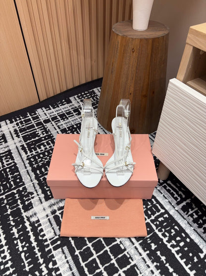 STRAP HIGH HEEL SANDALS IN WHITE SHINY LAMBSKIN