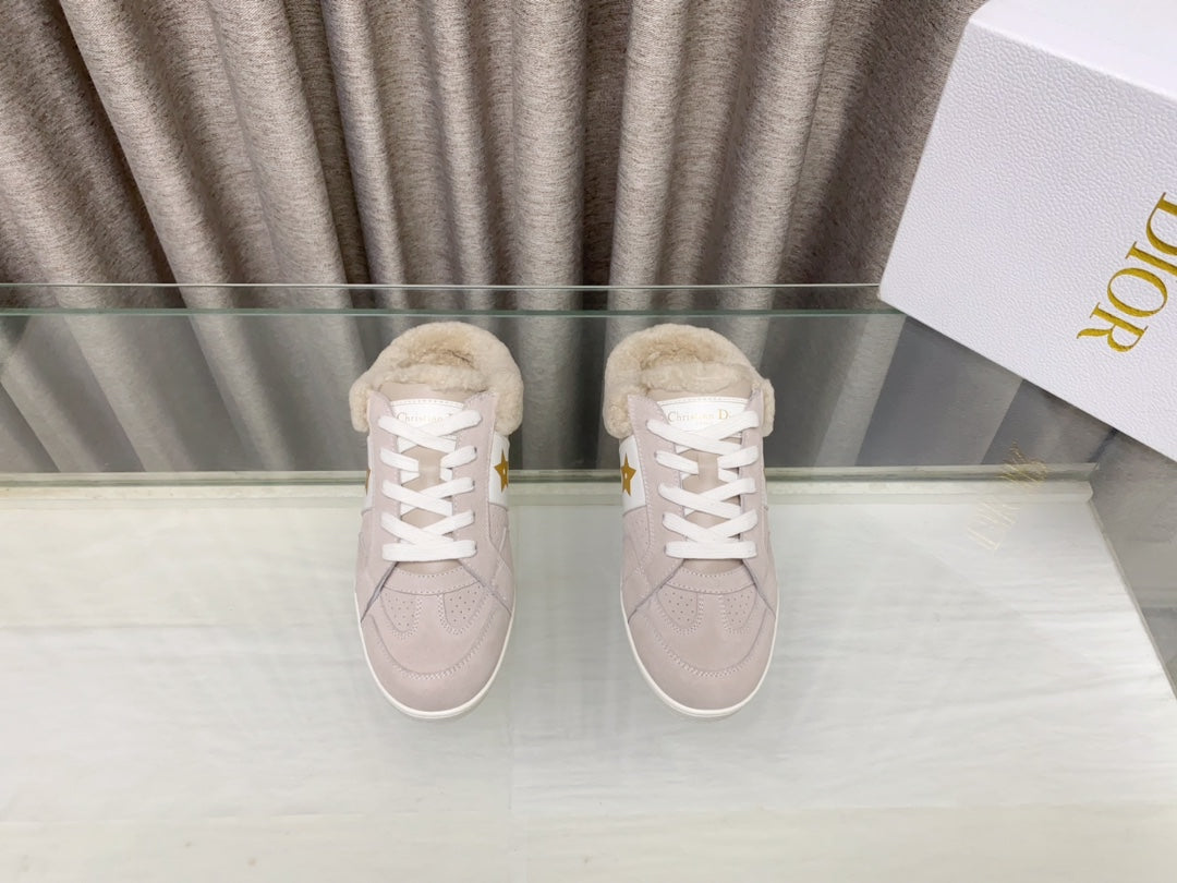 STAR SNEAKER IN LIGHT PINK SUEDE AND SHEARLING
