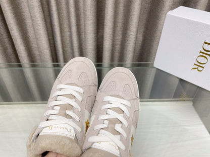 STAR SNEAKER IN LIGHT PINK SUEDE AND SHEARLING