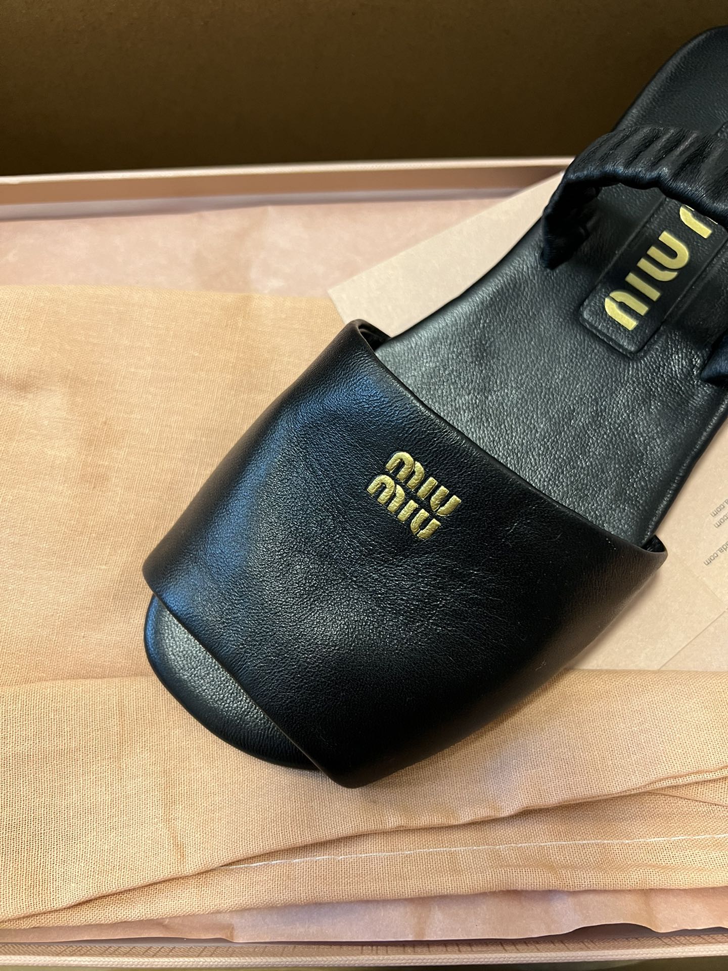 RUCHES SANDALS IN BLACK LAMBSKIN