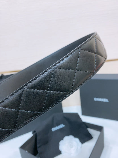 DOUBLE C BELT 38MM IN BLACK QUILTED LAMBSKIN GOLD OVAL BUCKLE CENTERED WHITE LOGO