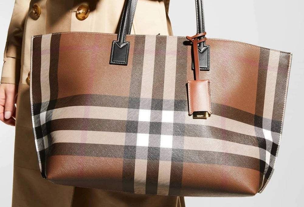 Burberry (Bags)