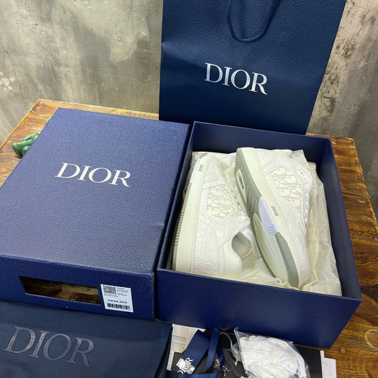 DIO Sneakers