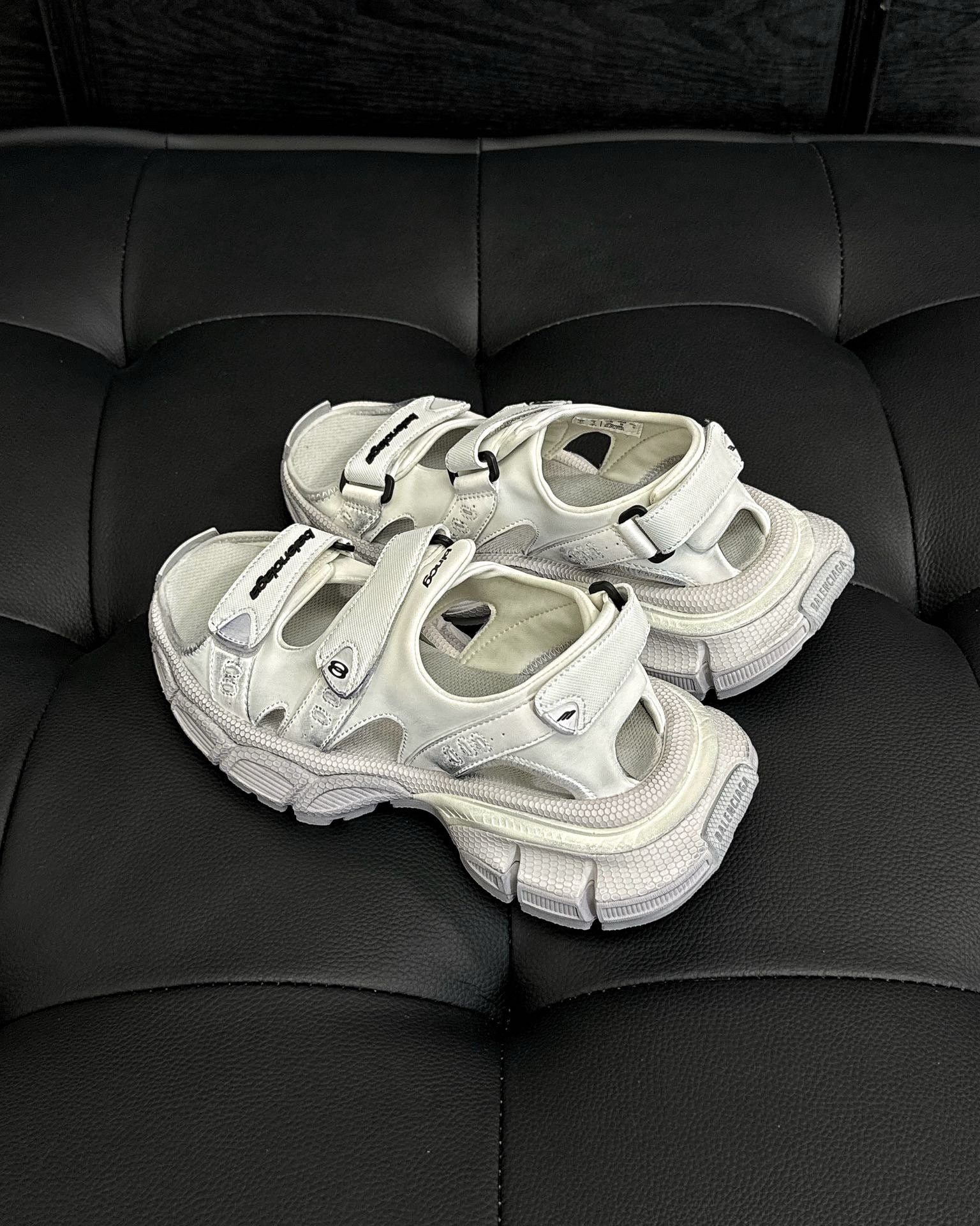 Sneakers & Shoes