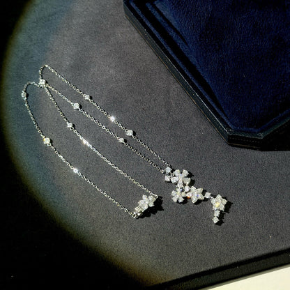 VCA Necklace