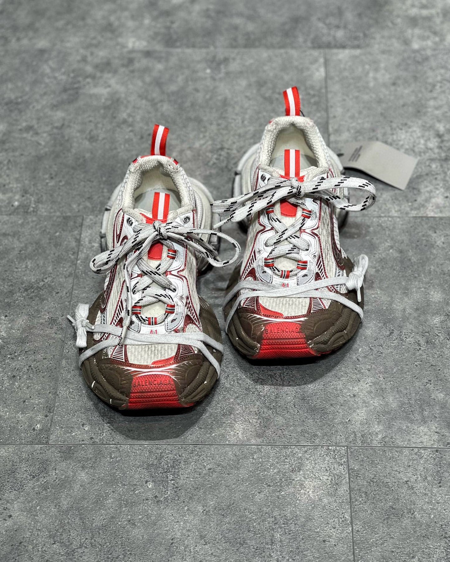 Sneakers & Shoes