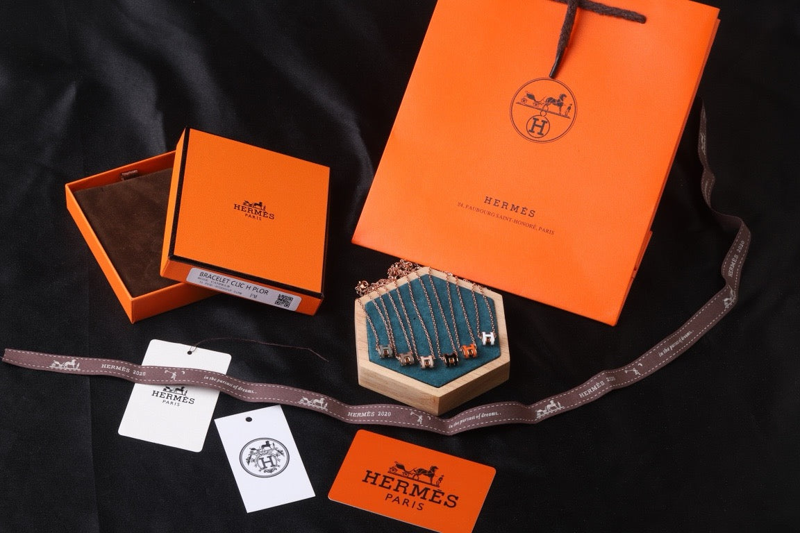 HERM Necklace