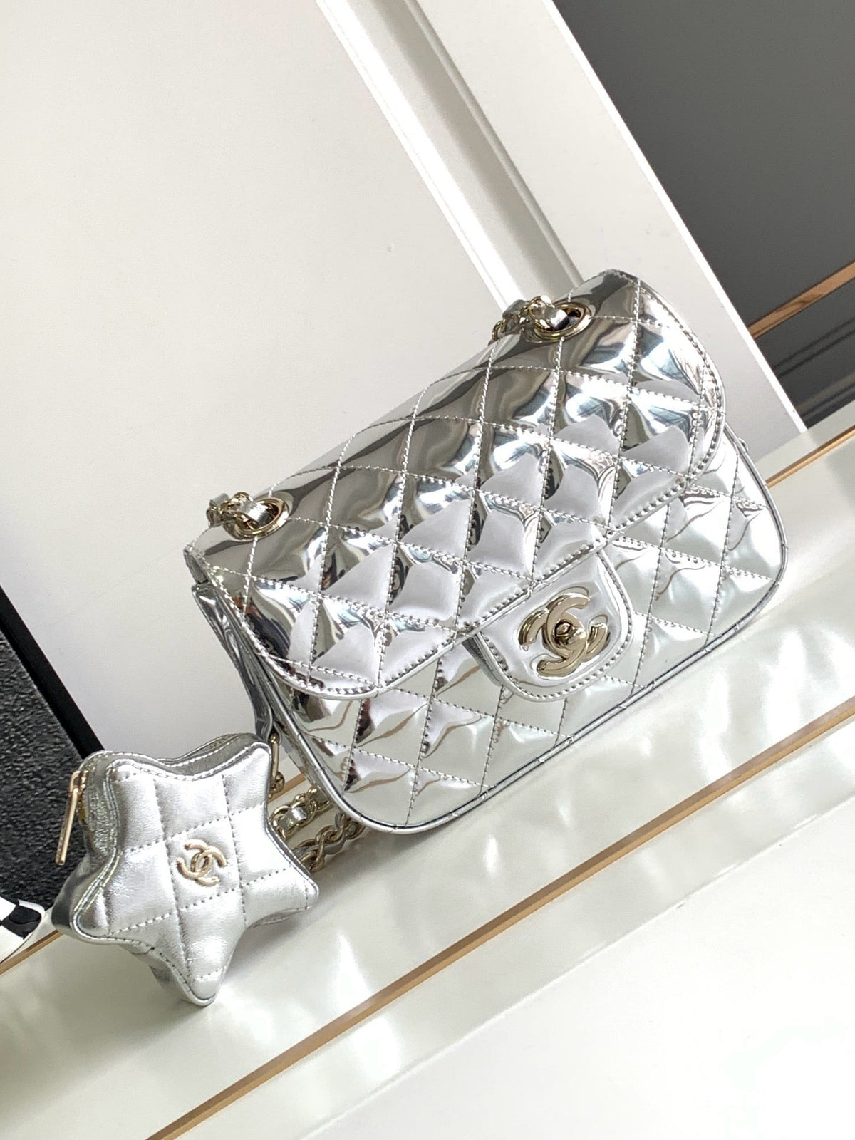 CHA 24C CF Mini Bag