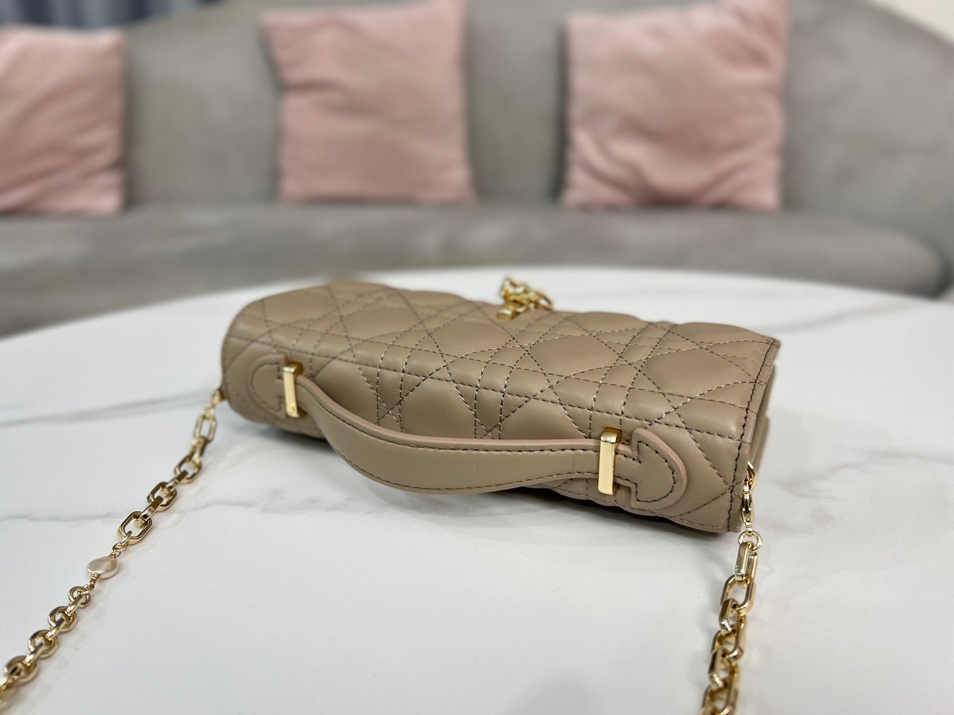 DIO Miss DIO Handbag (21cm)